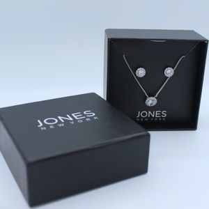Jones New York: Women's Zirconia Bracelet and Necklace